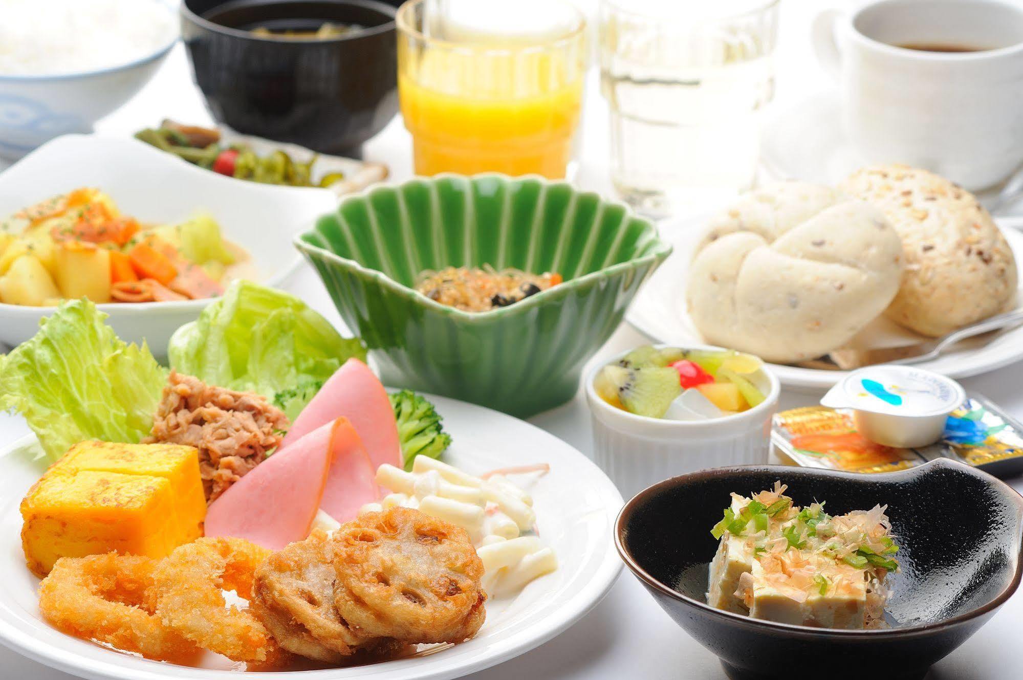 Hotel Route-Inn Komoro ภายนอก รูปภาพ